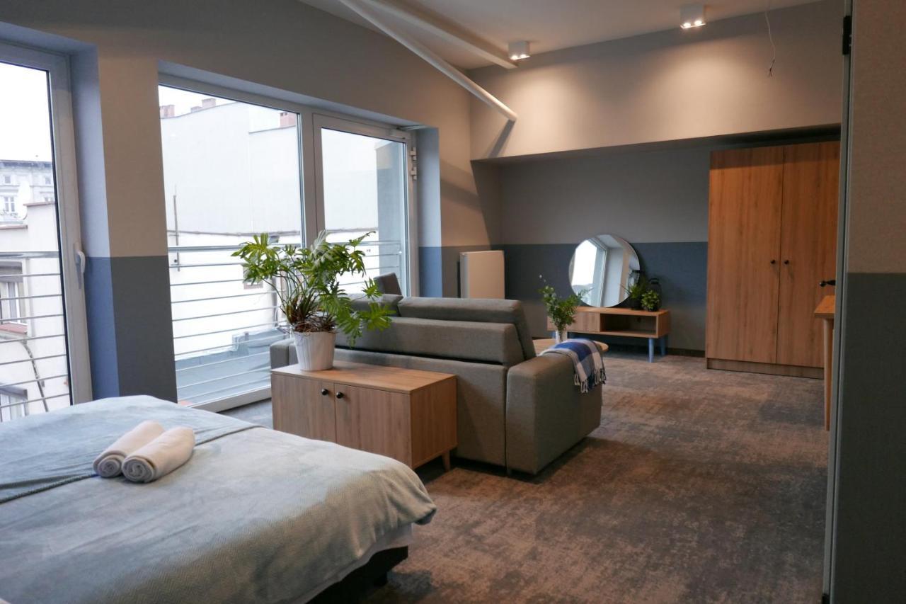 Mosquito Silesia Apartments คาโตวีตเซ ภายนอก รูปภาพ